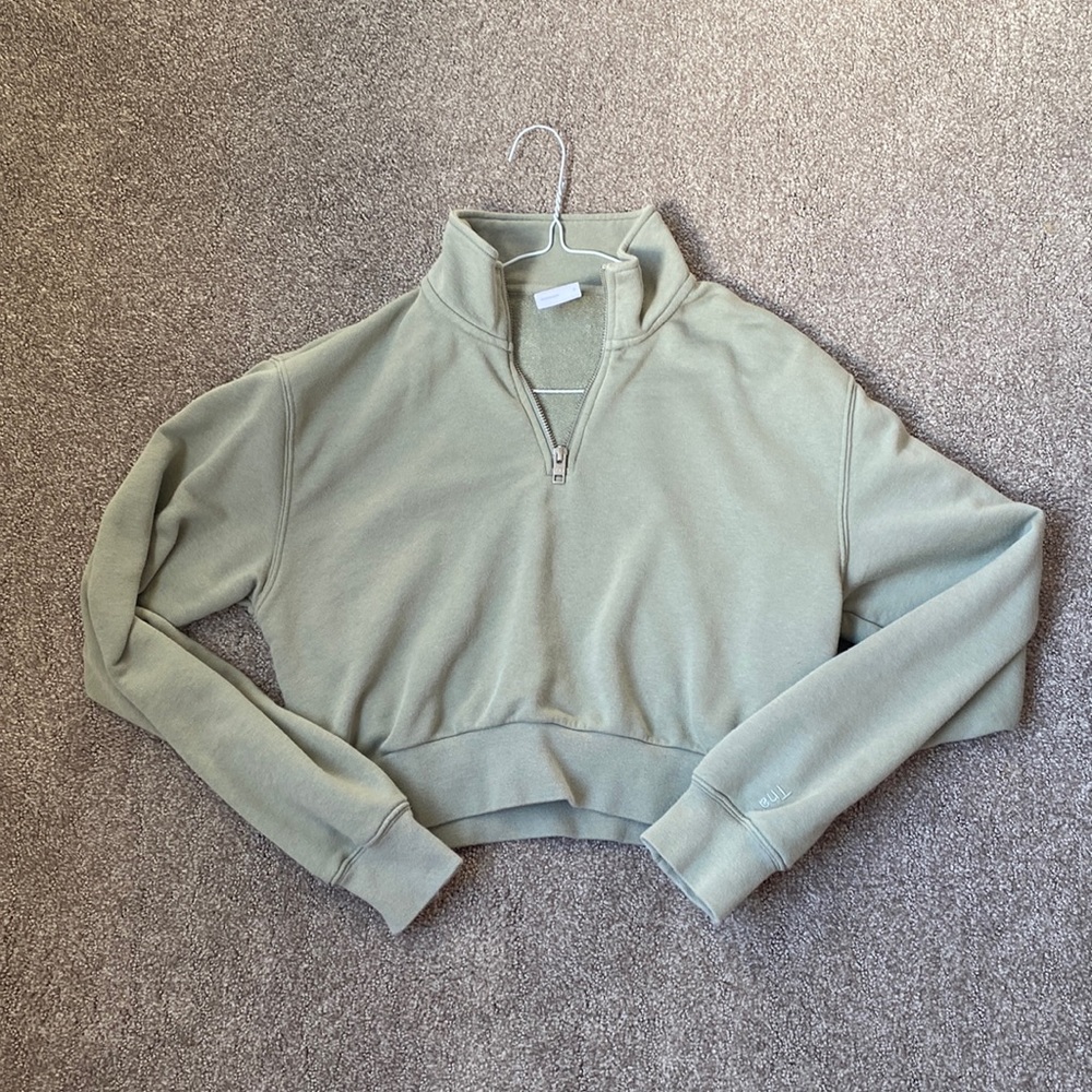 TNA Quater Zip Olive Green